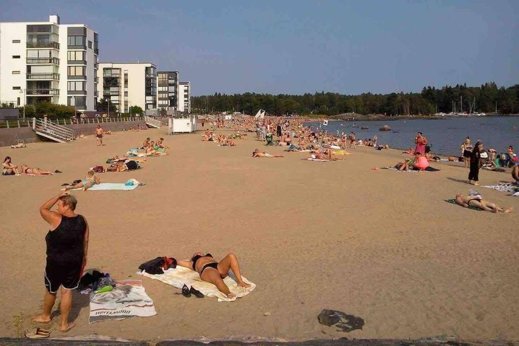 Appartement Meren Laeheisyydessae Iso Yksioe